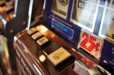 Jewels of Prosperity slot game interface on sanca mobile app showing gem symbols and payline layout